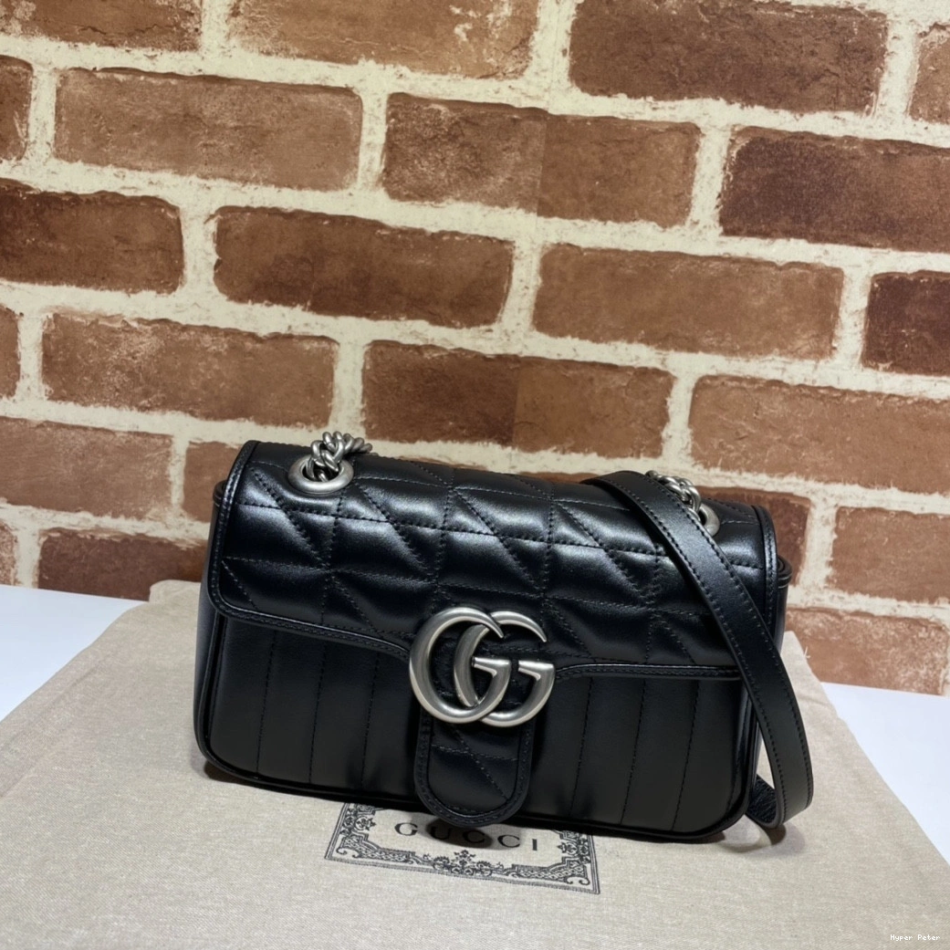 Hyper Peter GUCCI GG Marmont 22CM 0713